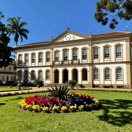 Museu Histórico Abílio Barreto: Um Mergulho na História de Minas Gerais Museu Histórico Abílio Barreto: Um Mergulho na História de Minas Gerais